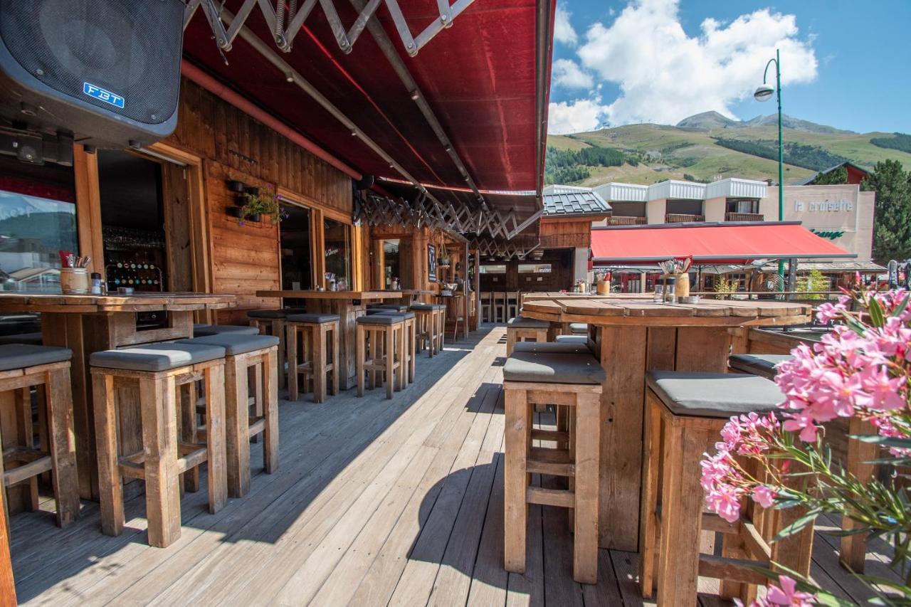 夏尔巴酒店 莱德萨阿尔卑斯 外观 照片